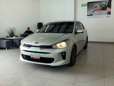 2020 Kia KIA RIO SEDAN 4p L L4/1.6 Man
