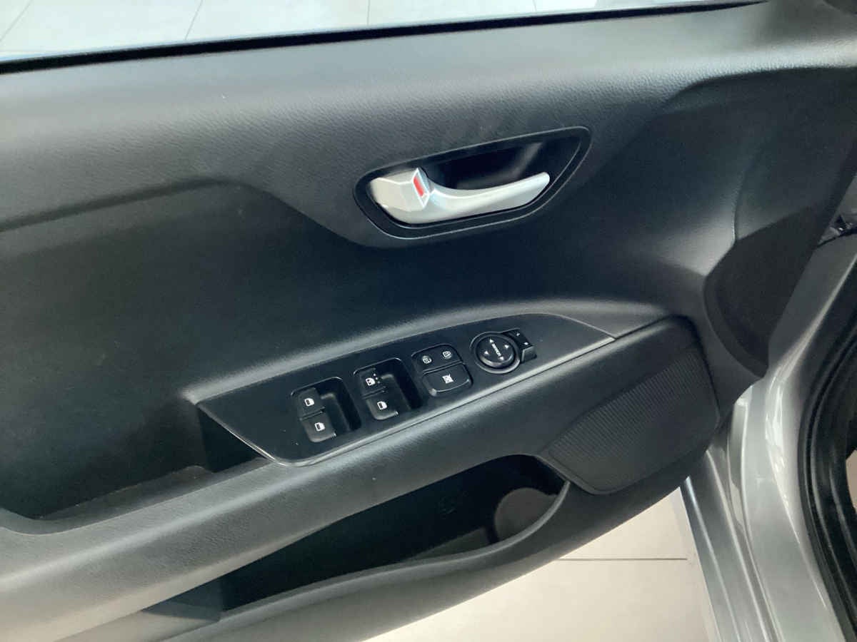 2021 Kia KIA RIO SEDAN 4p LX L4/1.6 Aut