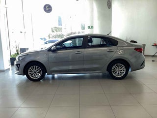 2021 Kia KIA RIO SEDAN 4p LX L4/1.6 Aut