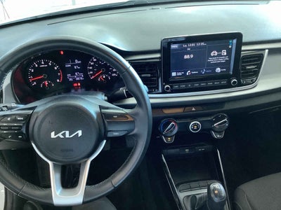 2023 Kia KIA RIO SEDAN 4p LX L4/1.6 Man
