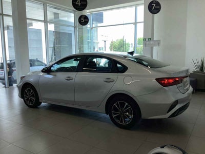 2023 Kia FORTE SEDAN 4p LX L4/2.0 Man