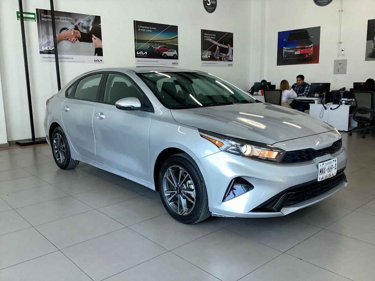 2023 Kia FORTE SEDAN 4p LX L4/2.0 Man