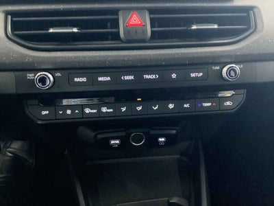 2027 Kia K3 4p LX L4/1.6 Aut