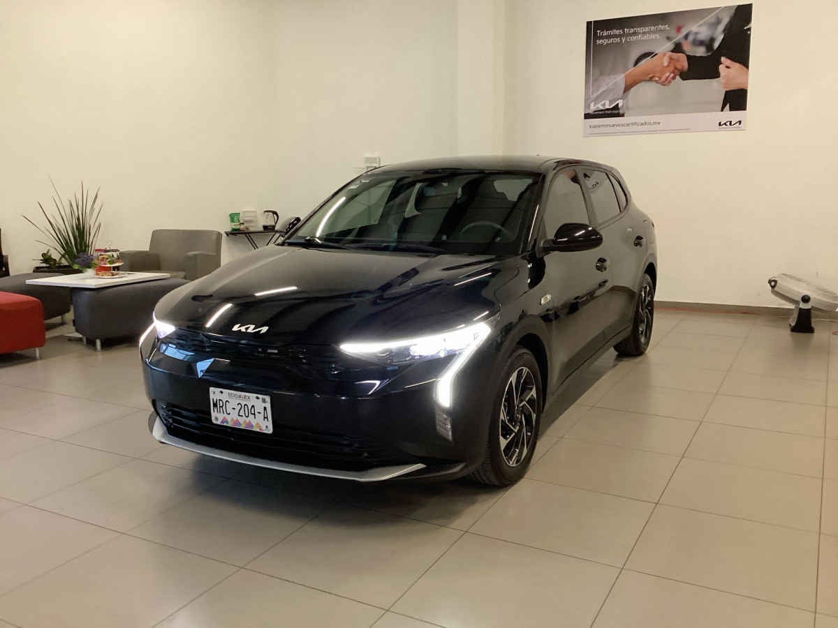 2024 Kia K3 4p EX L4/1.6 Aut