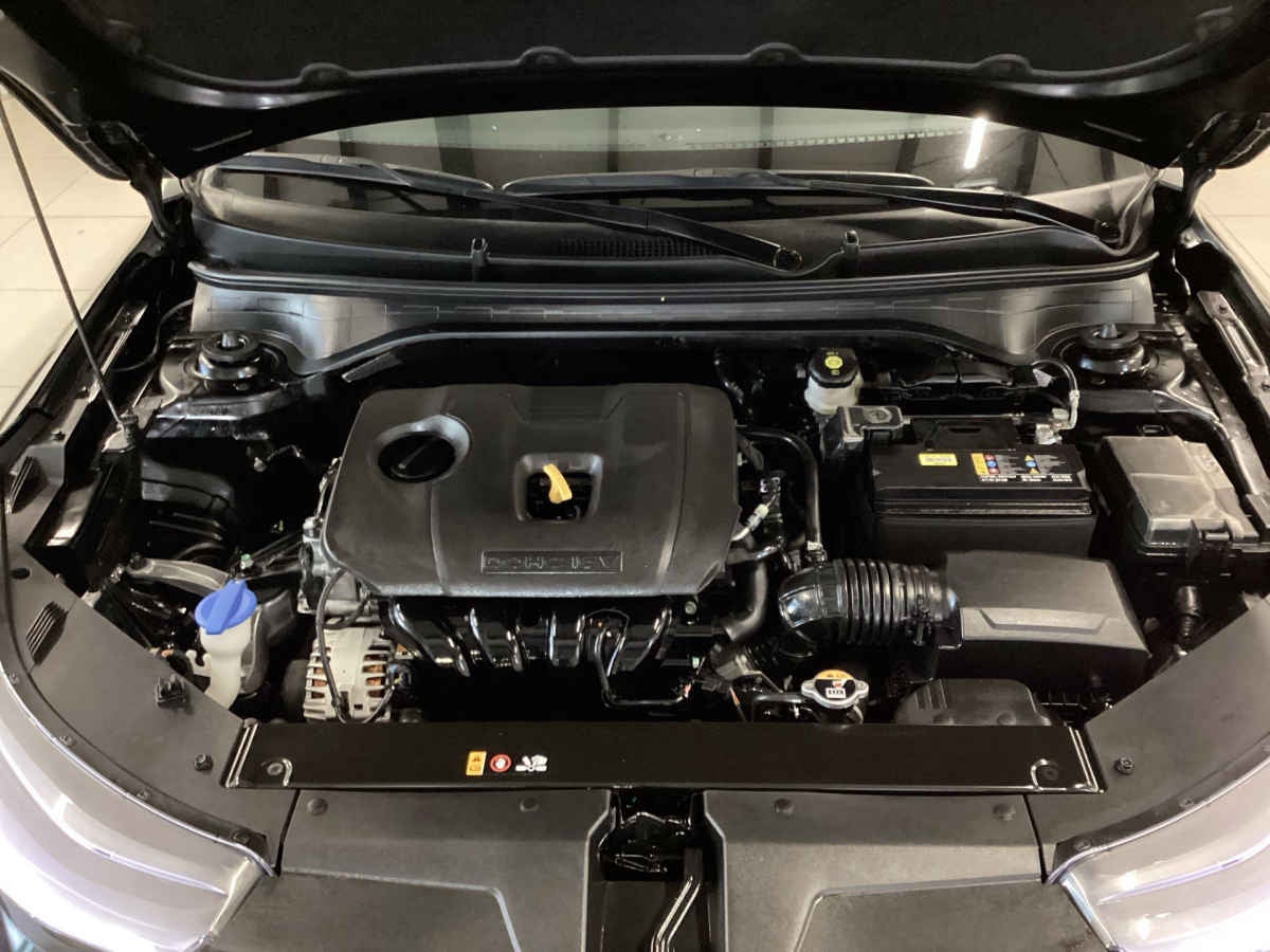 2024 Kia K3 4p GT Line L4/2.0 Aut