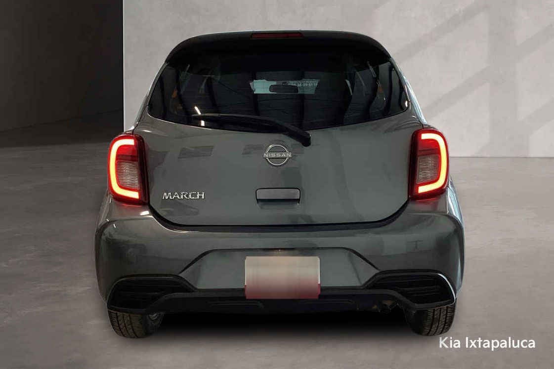 2025 Nissan March 5p Advance L4/1.6 Aut