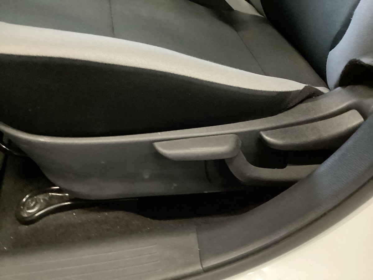 2025 Nissan Versa 4p Sense L4/1.6 Aut