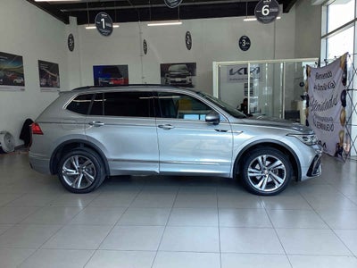 2022 Volkswagen Tiguan 5p R-Line L4/1.4/T Aut