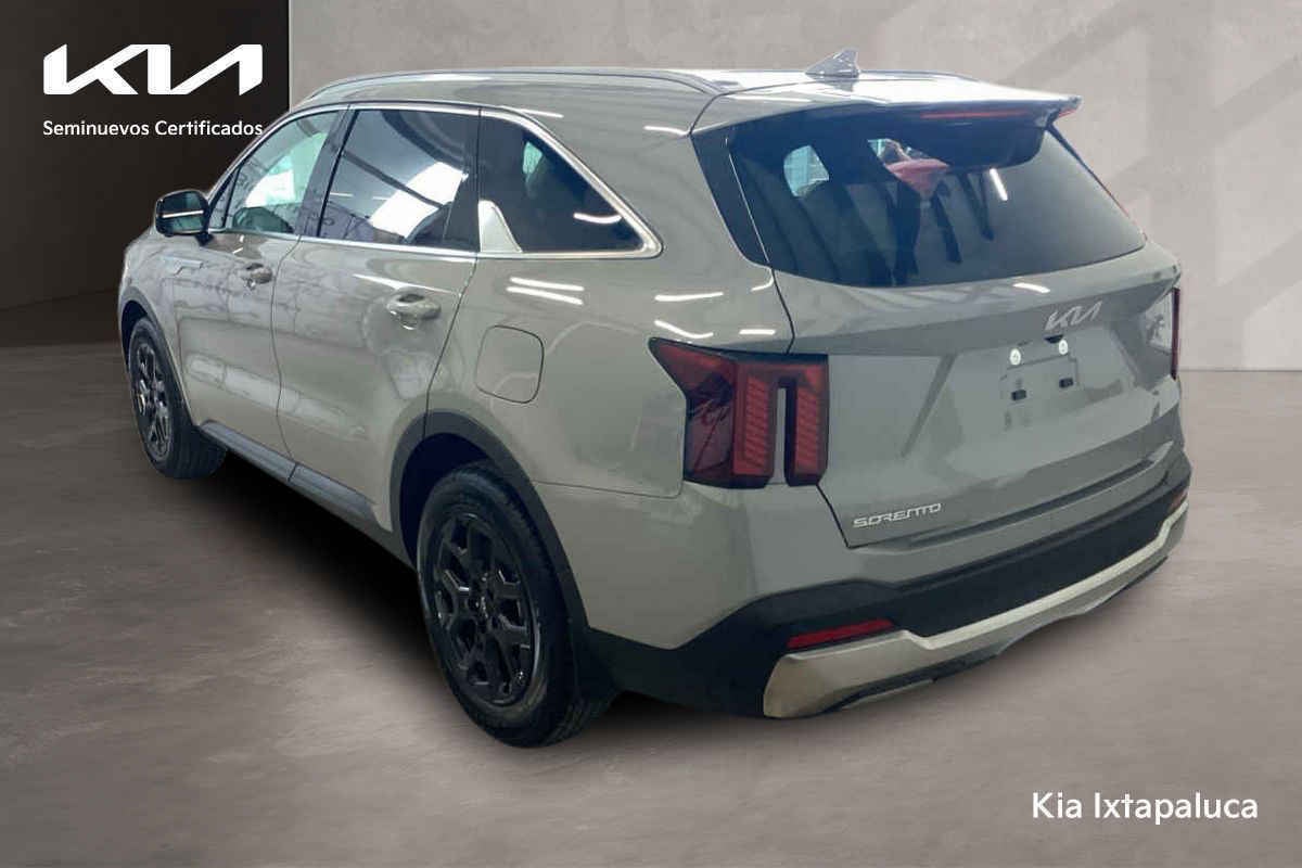 2026 Kia Sorento 5p SXL L4/2.5/T Aut