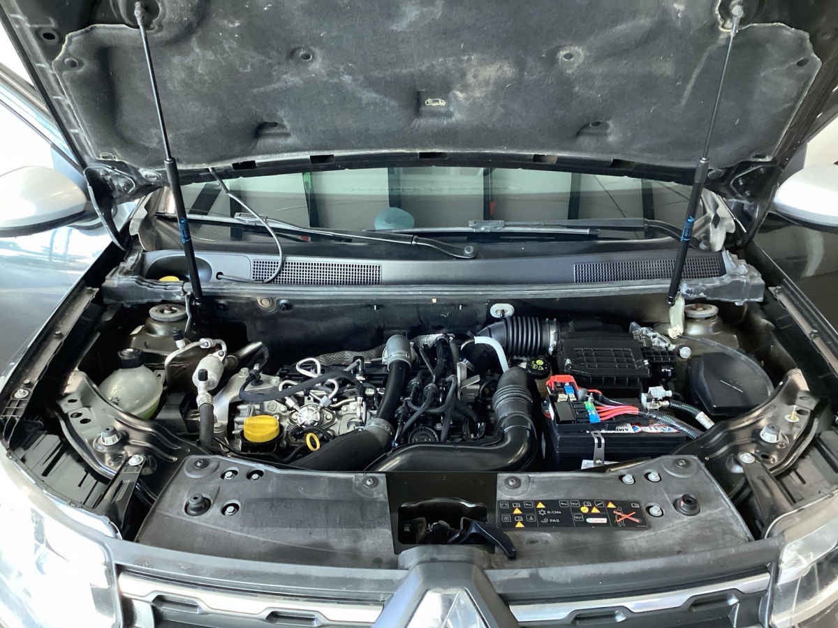 2023 Renault Duster 5p Iconic L4/1.3/T Aut