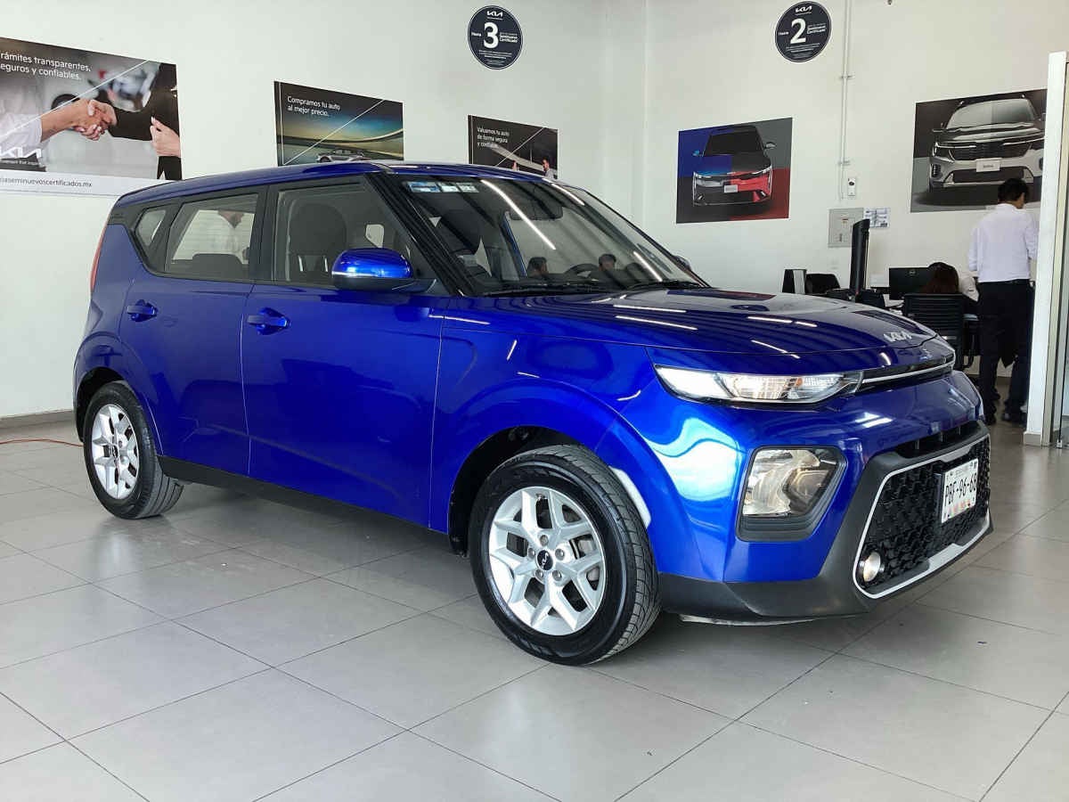 2022 Kia Soul 5p LX 1.6 L 121 HP TM6 A/AC RA-16"