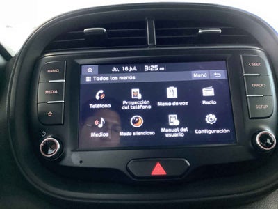 2022 Kia Soul 5p LX 1.6 L 121 HP TM6 A/AC RA-16"