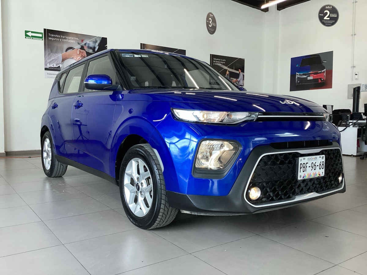 2022 Kia Soul 5p LX 1.6 L 121 HP TM6 A/AC RA-16"