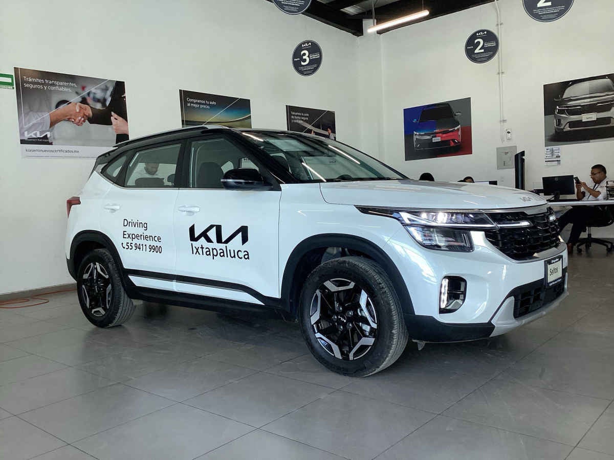 2026 Kia SELTOS 5p SXL L4/1.4/T Aut