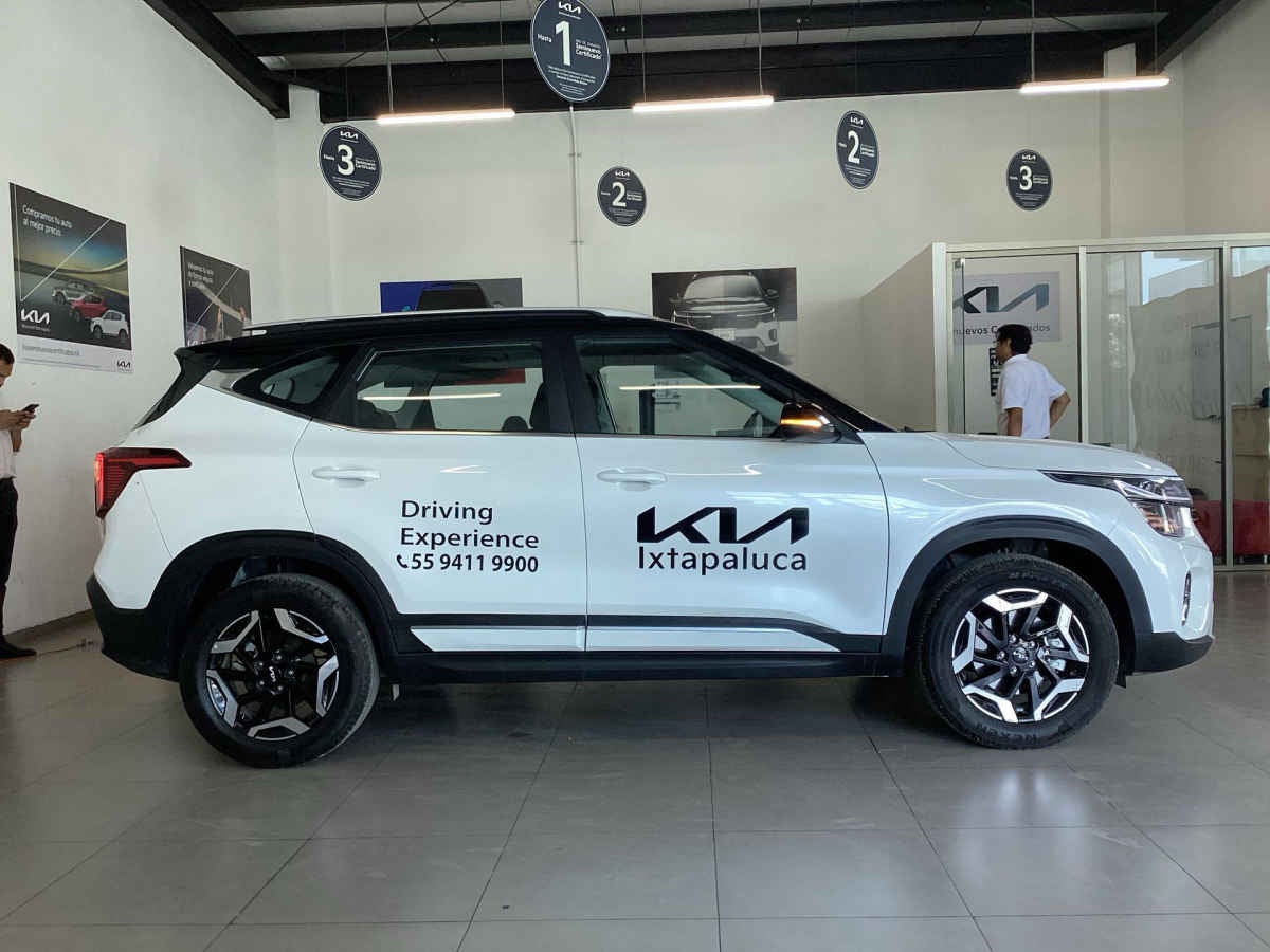 2026 Kia SELTOS 5p SXL L4/1.4/T Aut