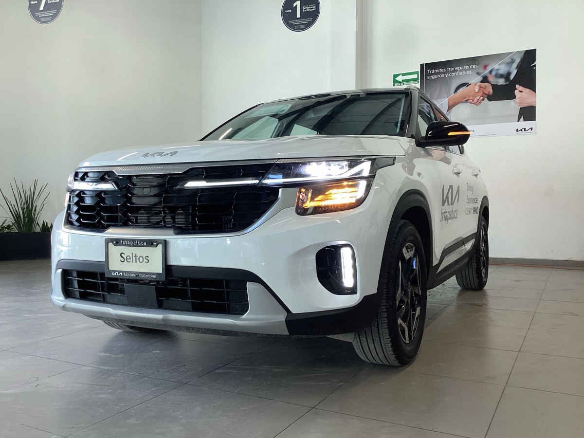 2026 Kia SELTOS 5p SXL L4/1.4/T Aut
