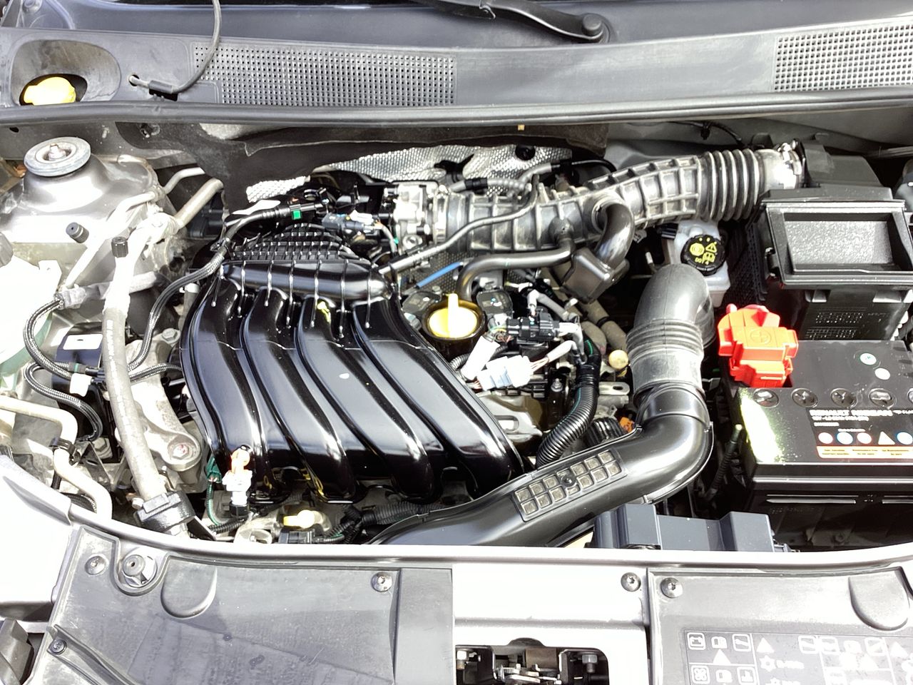 2024 Renault Logan 1.6 Intens At