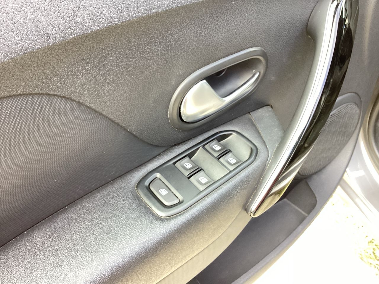 2024 Renault Logan 1.6 Intens At