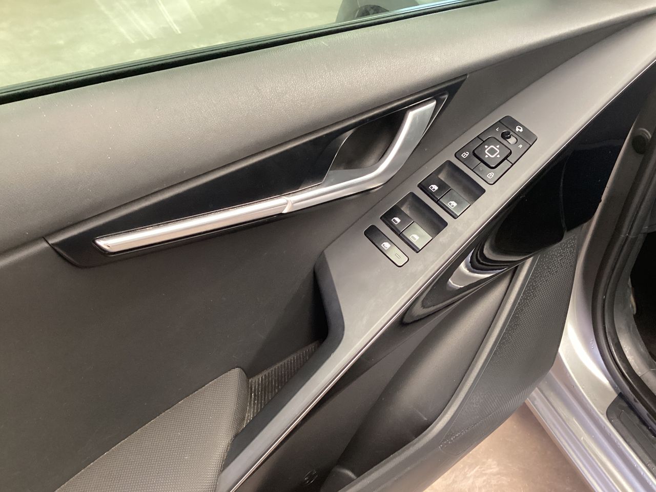 2025 Kia Niro NIRO 1.6L EX DCT HYBRID (INTERSTELLA GRAY)