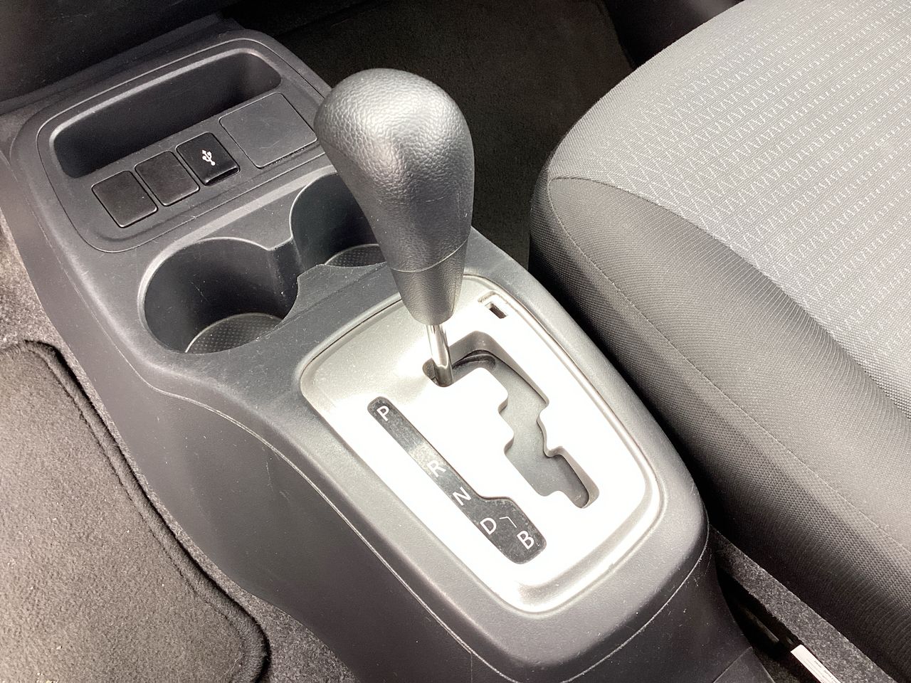 2024 Mitsubishi Mirage 1.2 Glx At
