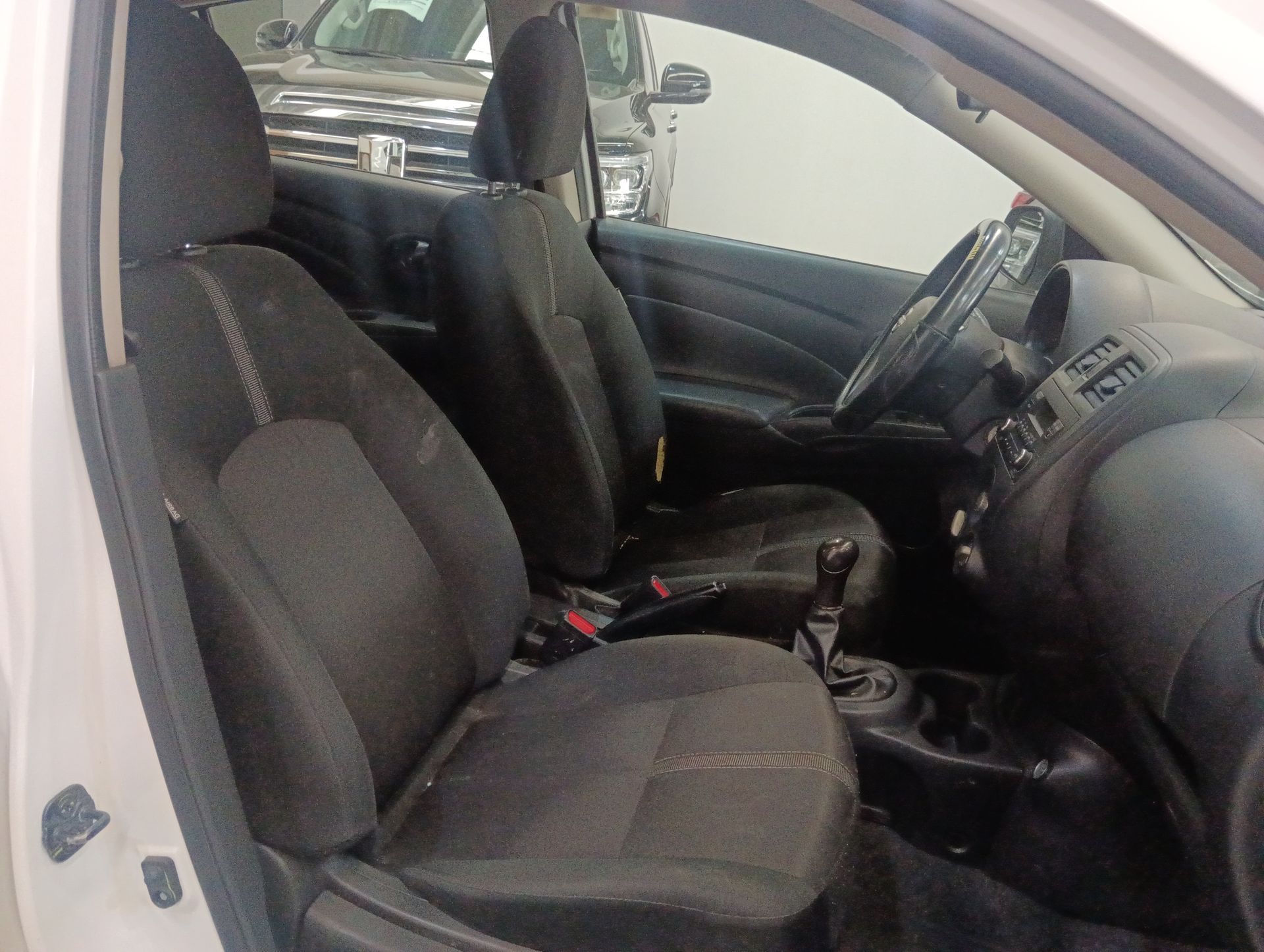 2023 Nissan V-Drive 1.6 A/C Mt