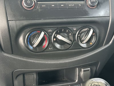 2024 Nissan Frontier 2.5 Se Mt