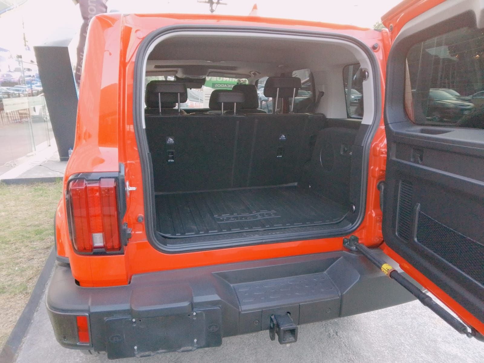 2024 GWM Tank 300 2.0 Luxury Hev