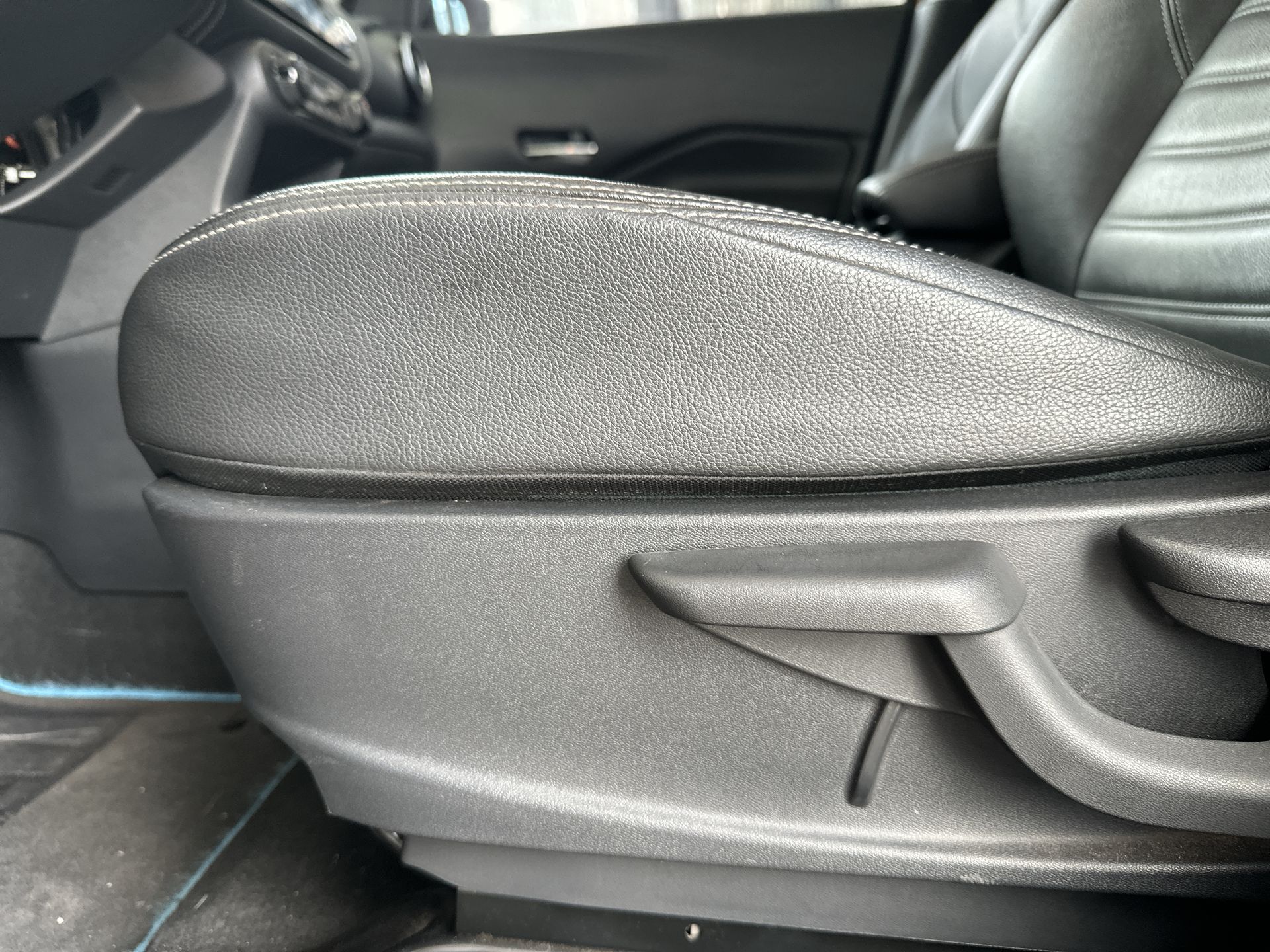2024 Nissan Kicks E-Power Exclusive At
