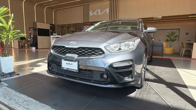 2021 Kia FORTE SEDAN 4p EX L4/2.0 Aut