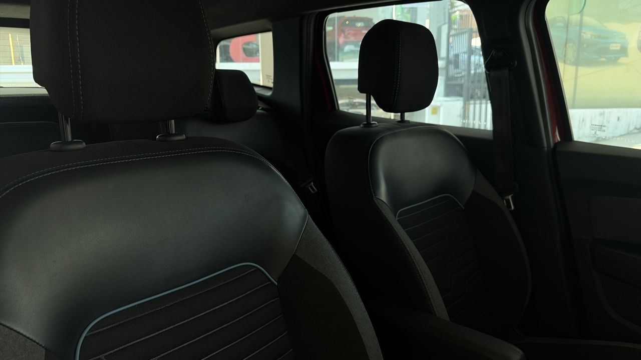 2022 Renault Duster 5p Iconic L4/1.6 Man