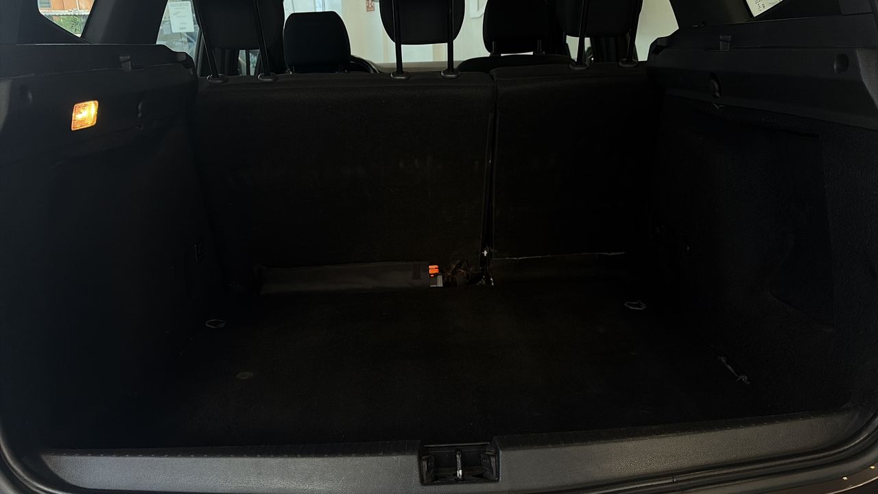 2023 Renault Duster 5p Iconic L4/1.3/T Aut