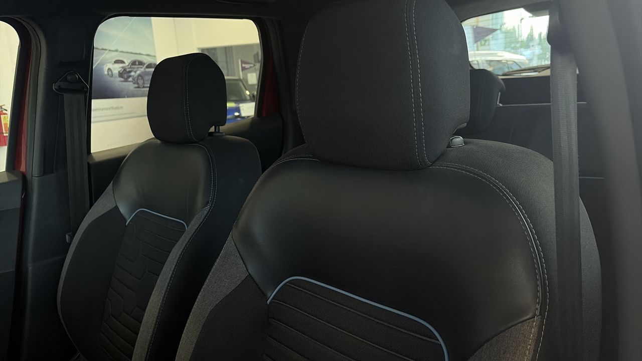 2023 Renault Duster 5p Iconic L4/1.3/T Aut