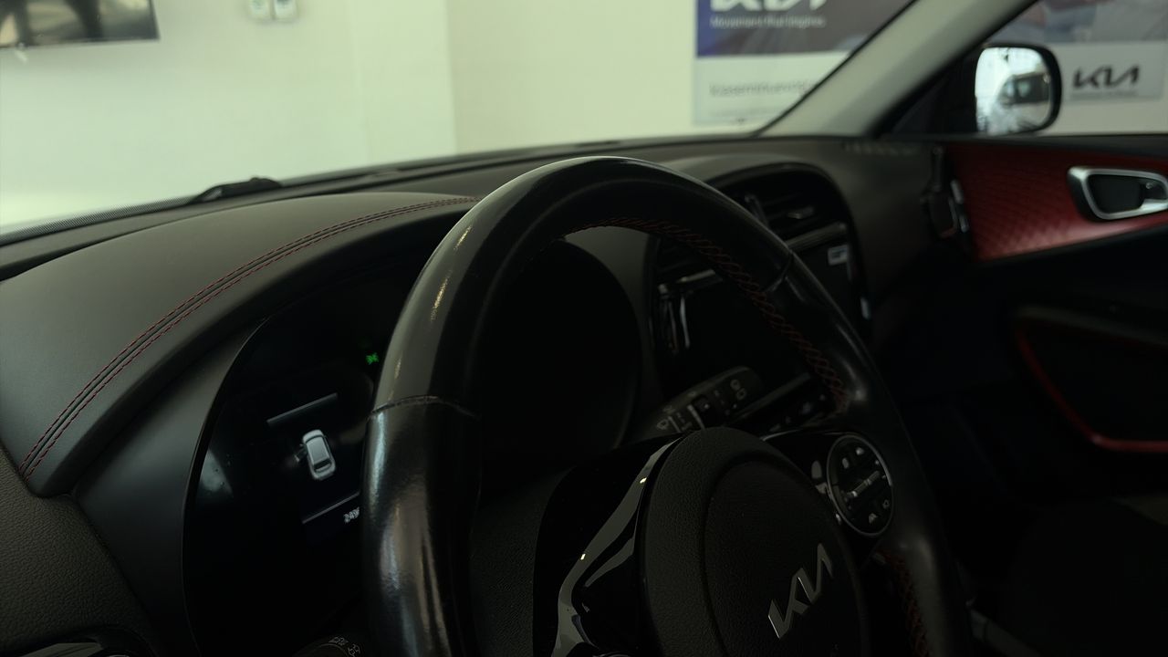 2023 Kia Soul 5p GT L4/2.0/T Aut
