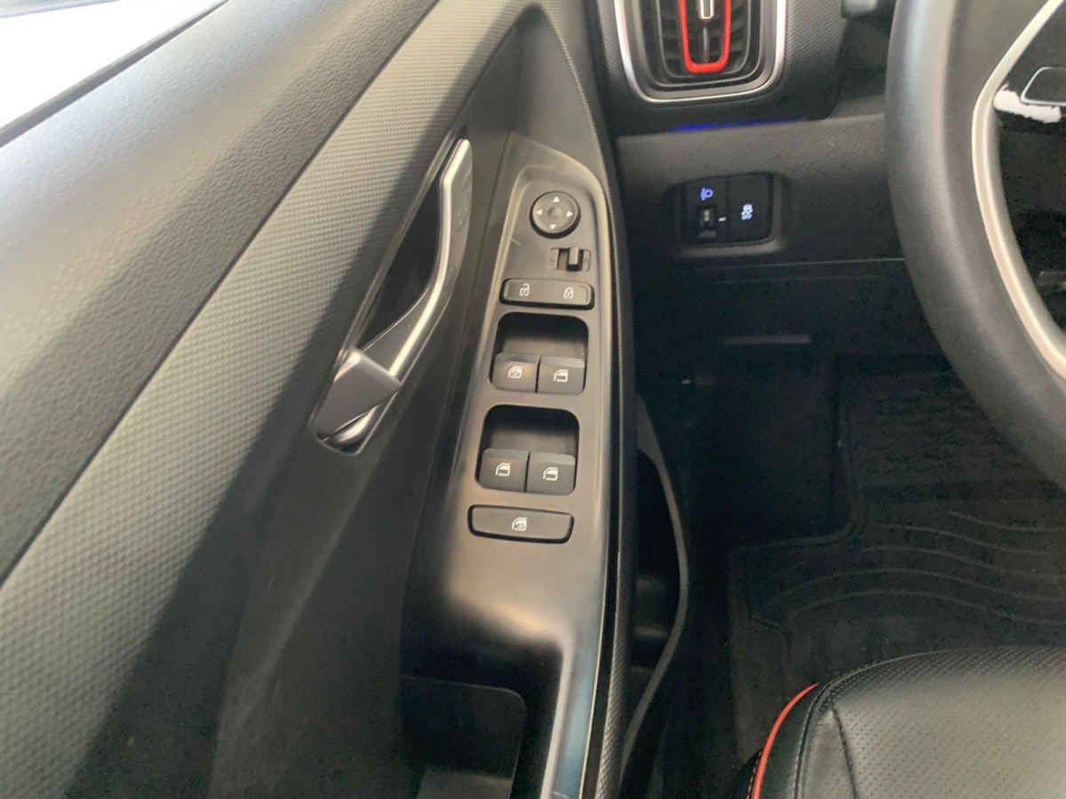 2022 Hyundai Creta 5p Limited Turbo L4/1.4 Aut