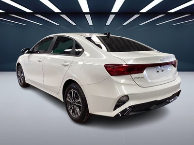 2024 Kia Forte FORTE PE 2.0L LX IVT SEDAN