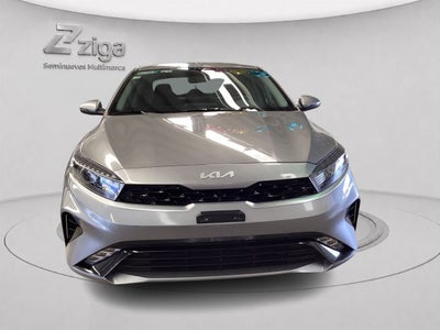 2024 Kia Forte FORTE 2.0L EX IVT SEDAN