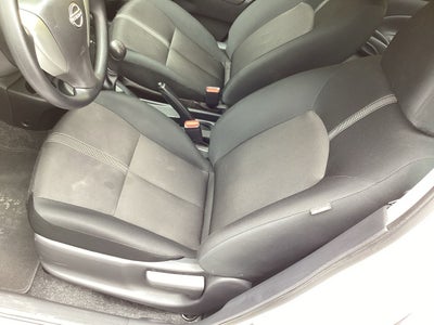 2025 Nissan V-Drive 1.6 A/C Mt