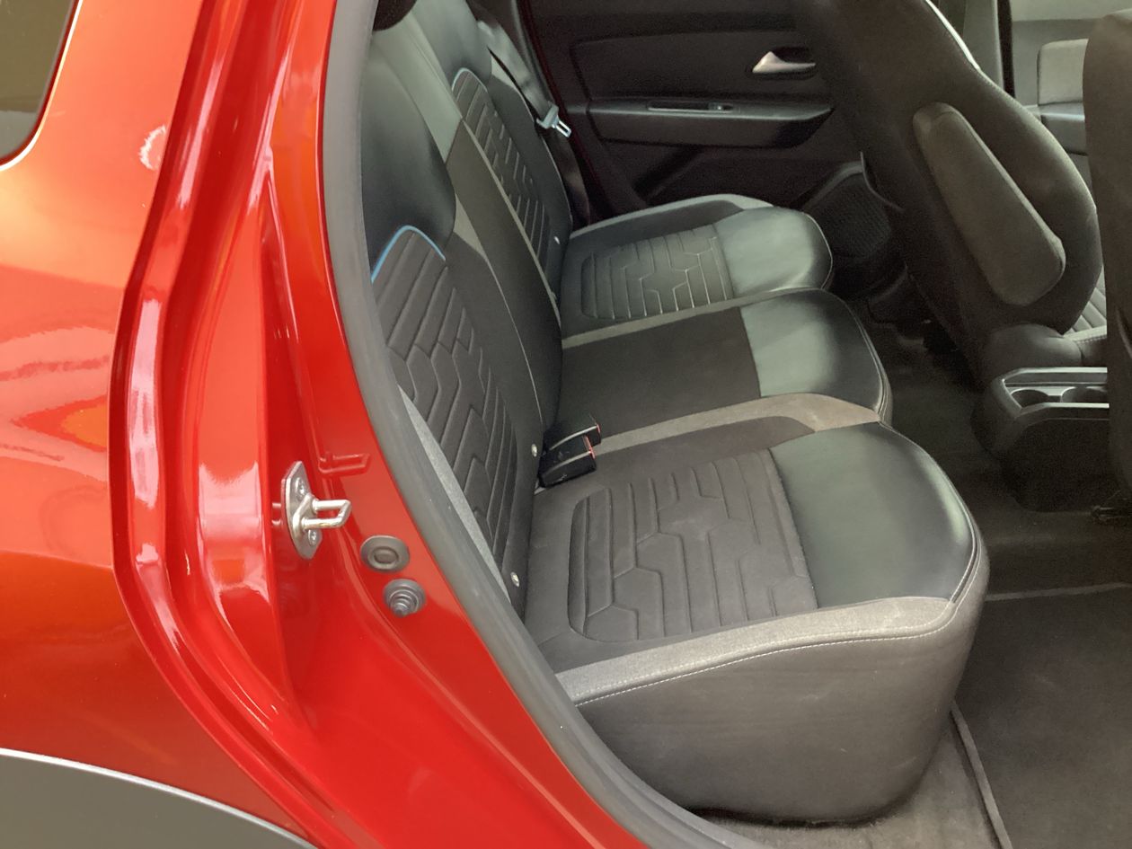 2023 Renault Duster 1.3 Iconic At