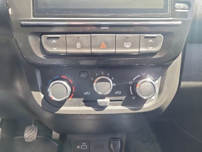 2023 Renault Kwid 1.0 Iconic Mt