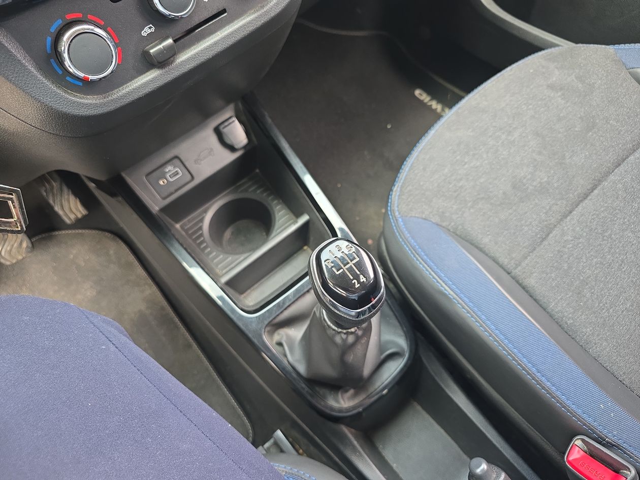 2024 Renault Kwid 1.0 Iconic Mt