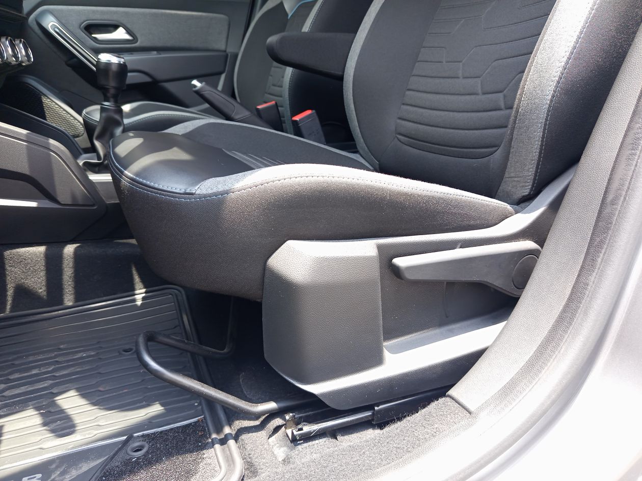 2023 Renault Duster 1.6 Iconic Mt