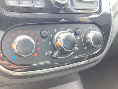 2019 Renault Captur Captur Intens TA