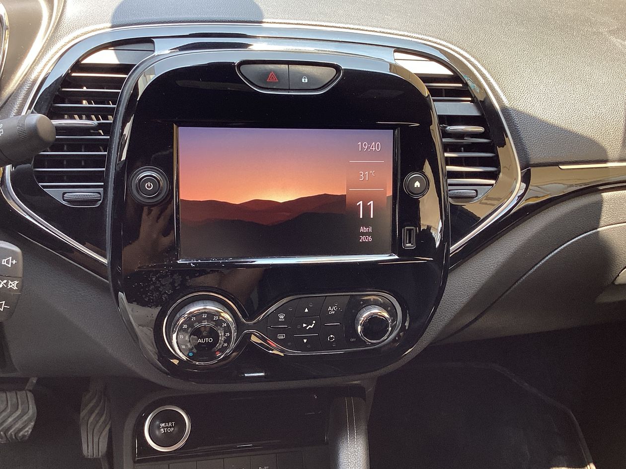 2022 Renault Captur ICONIC CVT 1.3T