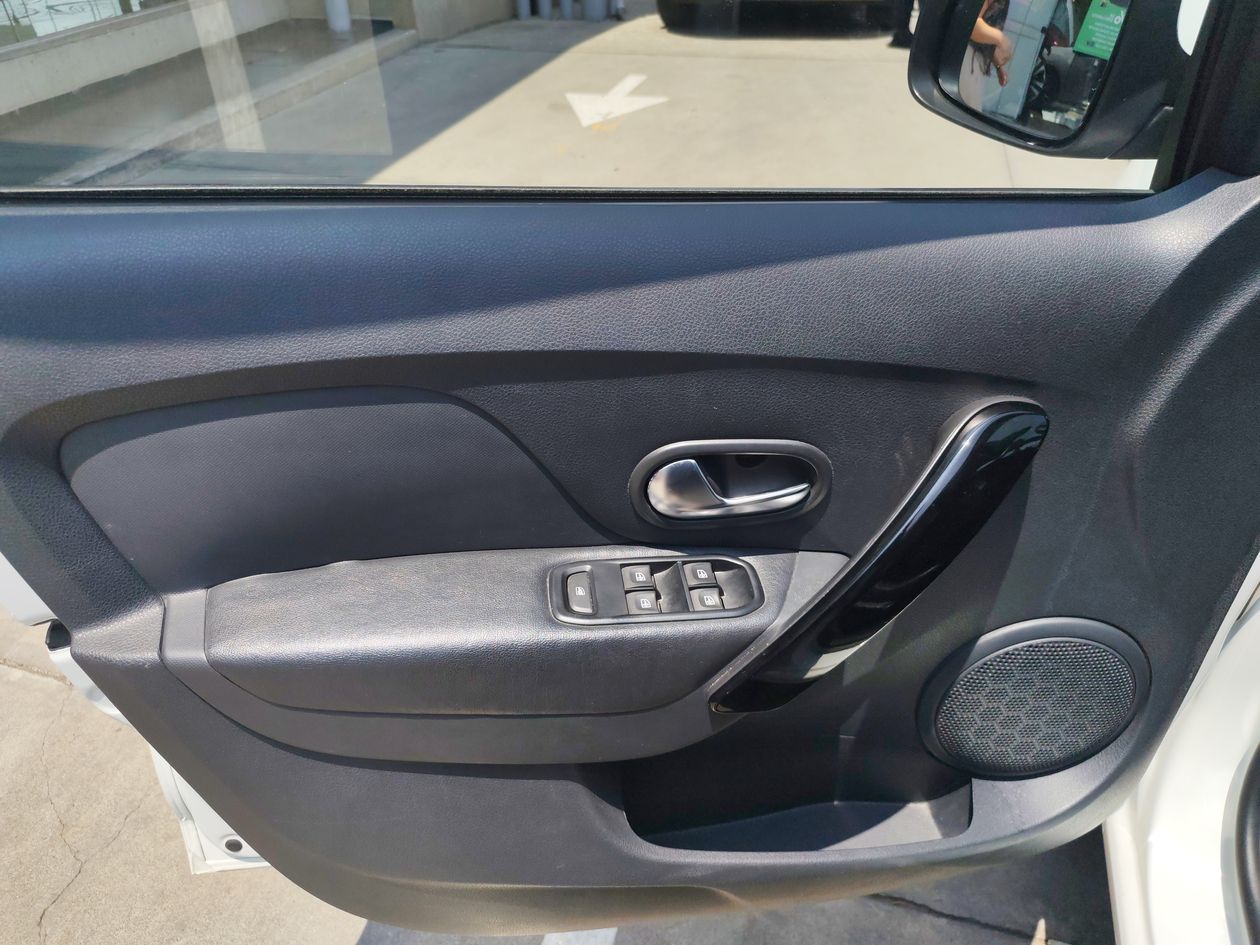 2024 Renault Logan 1.6 Intens At