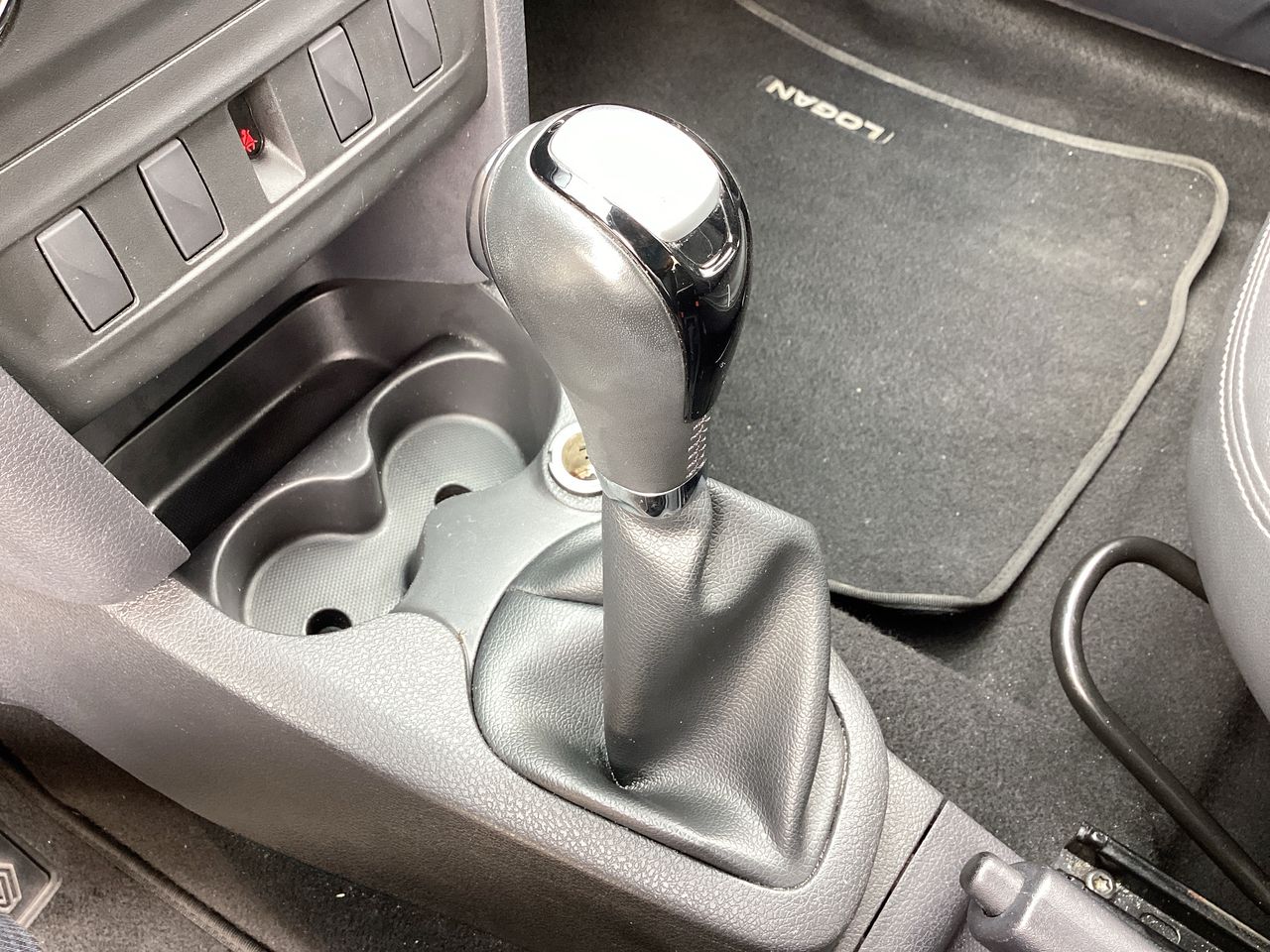 2024 Renault Logan LOGAN INTENS CVT