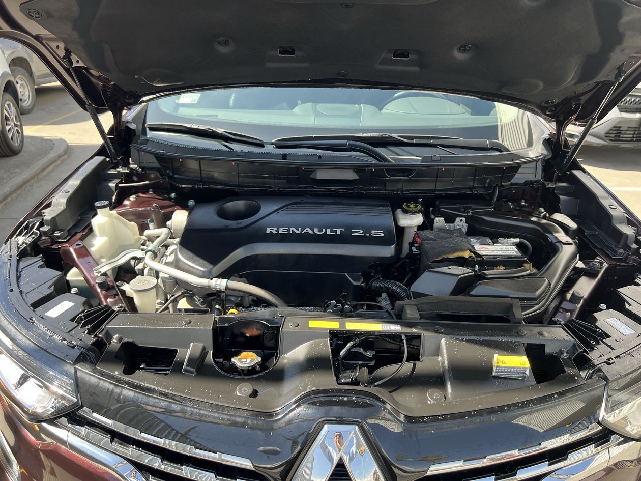 2024 Renault Koleos 2.5 Iconic At