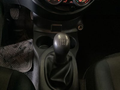 2024 Nissan V-Drive 1.6 A/C Mt