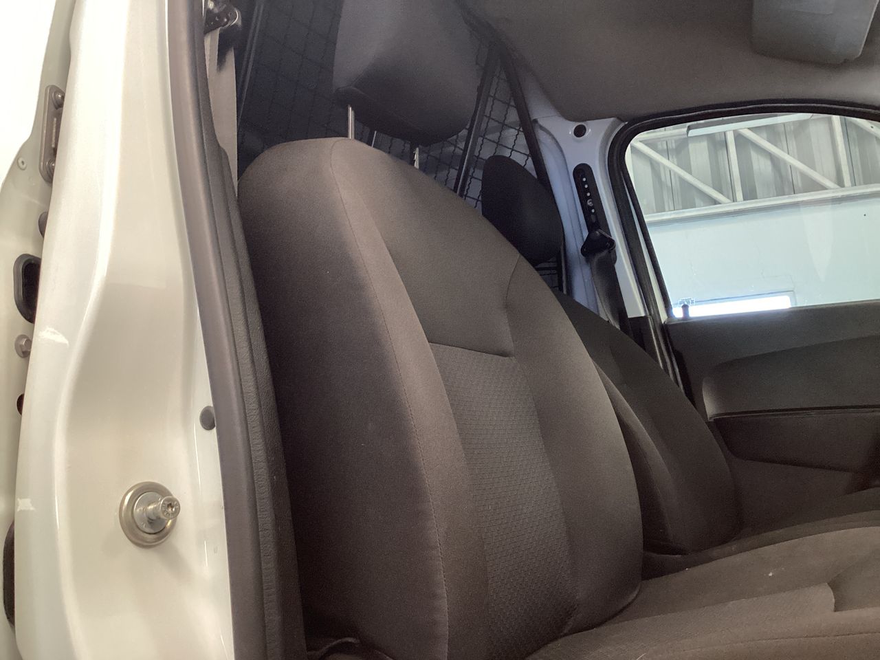 2024 Renault Kangoo 1.6 intens Mt