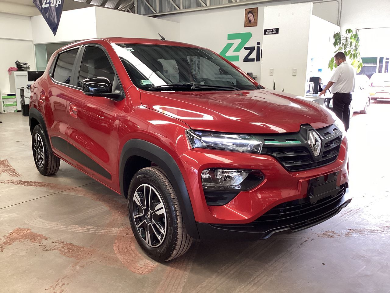 2025 Renault Kwid 1.0 Iconic Mt