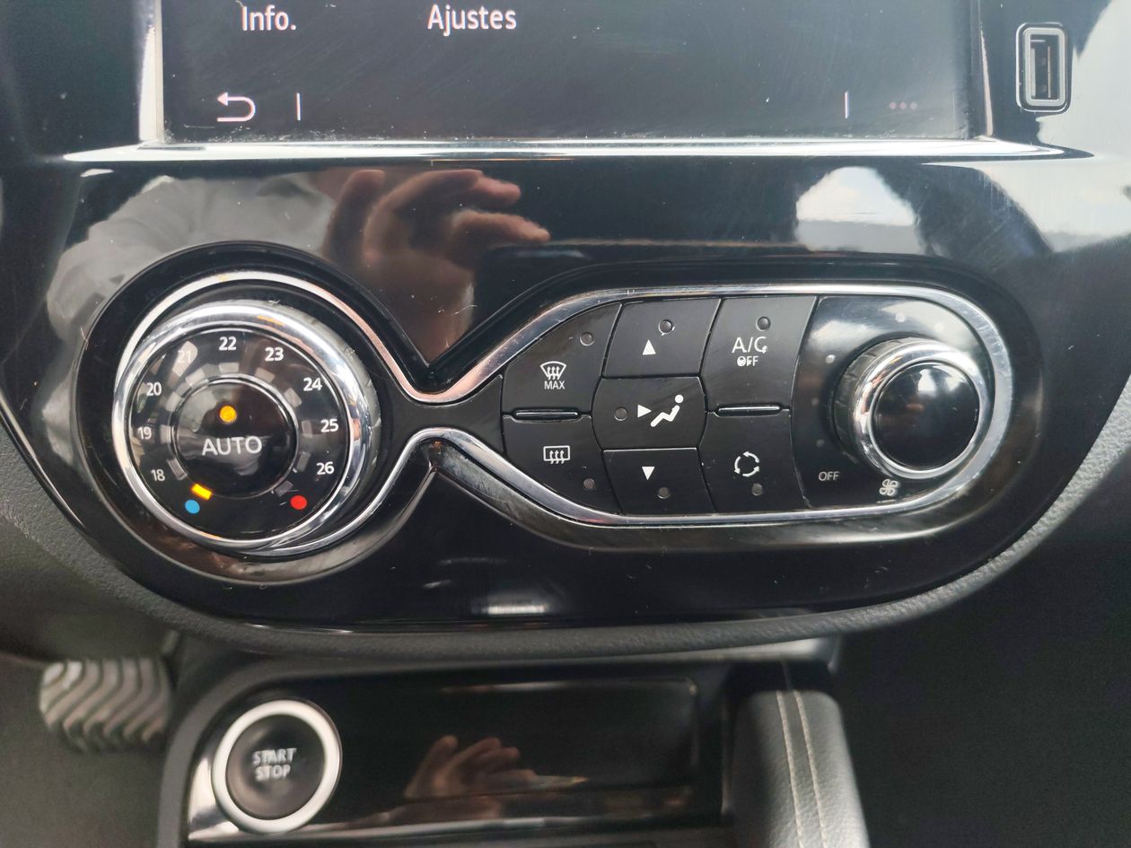 2022 Renault Captur 2.0 Iconic Piel At
